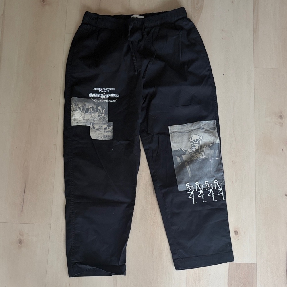 Disney Silly Symphony The Skeleton Dance graphic scrub pants womens small black